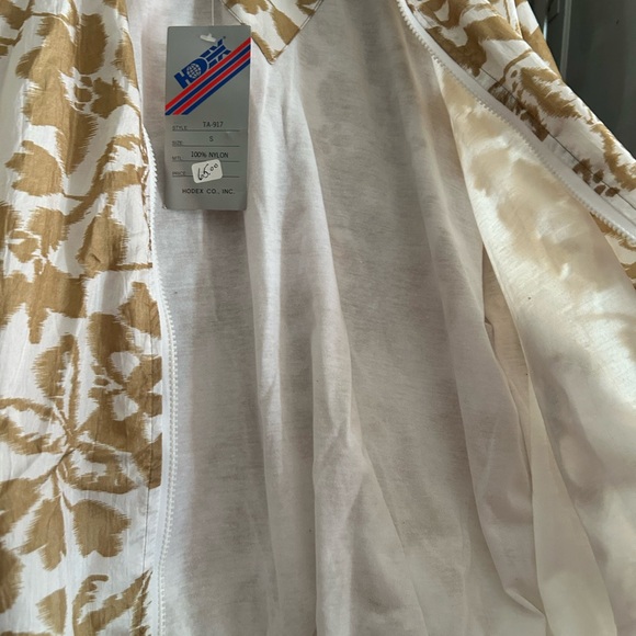 Floral Zip-Up Jacket - Picture 3 of 5